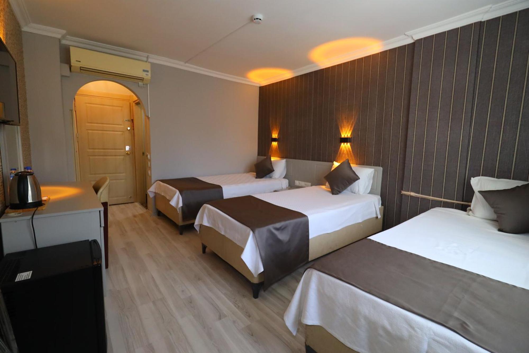 Artan Hotel อุปไปร์ตา ภายนอก รูปภาพ